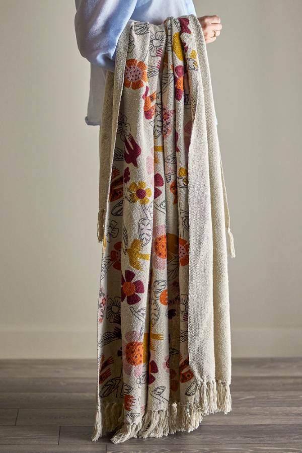 Vivielle Throw