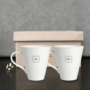 Mr & Mrs Mug Set